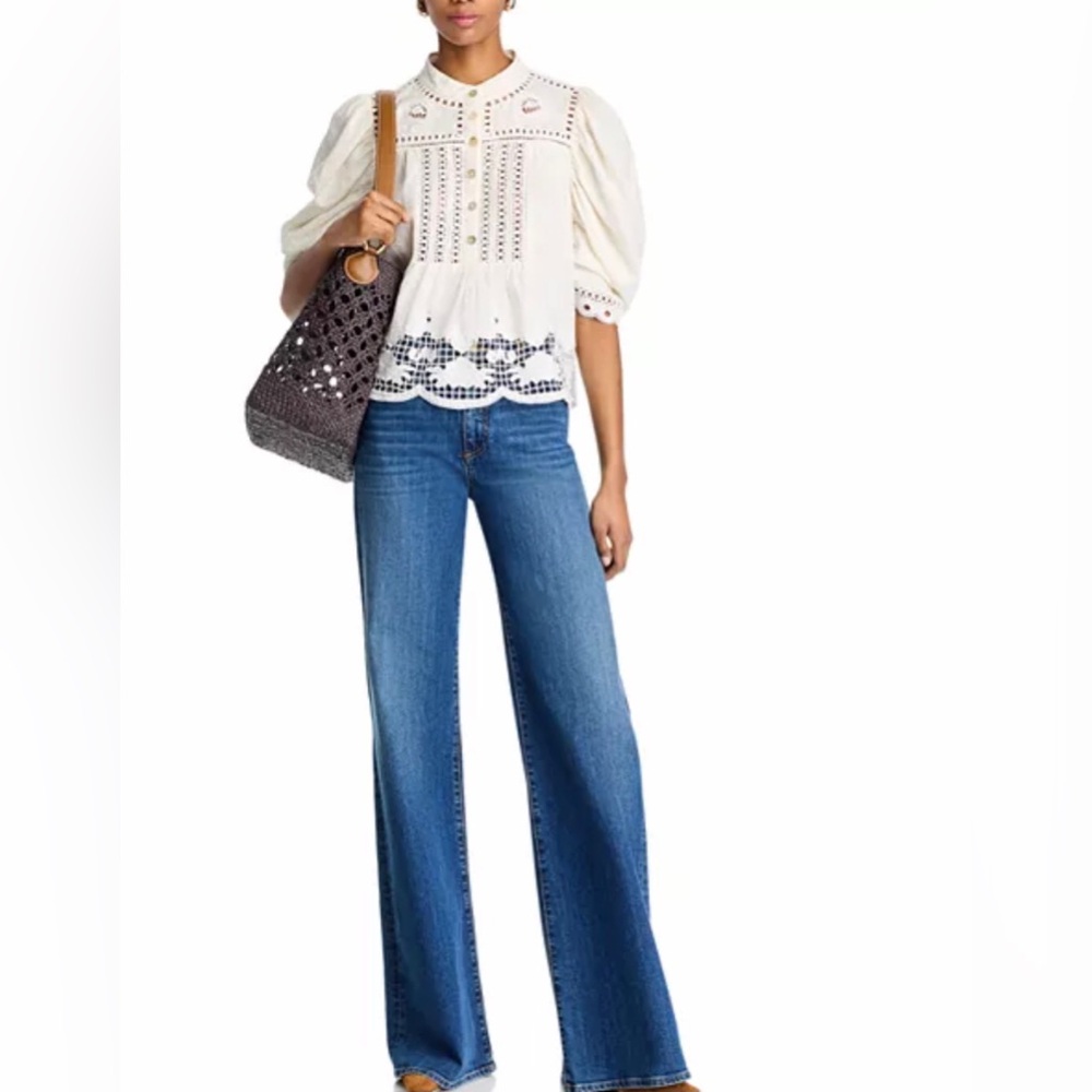FARM Rio Romantic Richelieu Puffed Sleeve Blouse - Picture 5 of 16